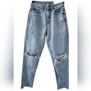 NWOT Curvy Mom Jeans Super High Rise Distressed Strigid by A. Eagle Size 00 24W